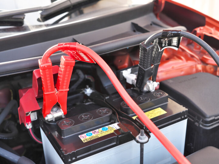 自動車のバッテリー